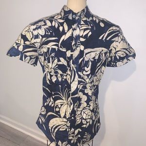 D&G short sleeve - sz 46